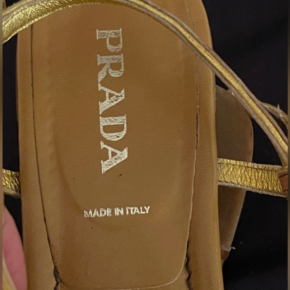 Prada luggage color Sandals 38 1/2. Gladiator style with silver grommets. - Picture 4 of 8